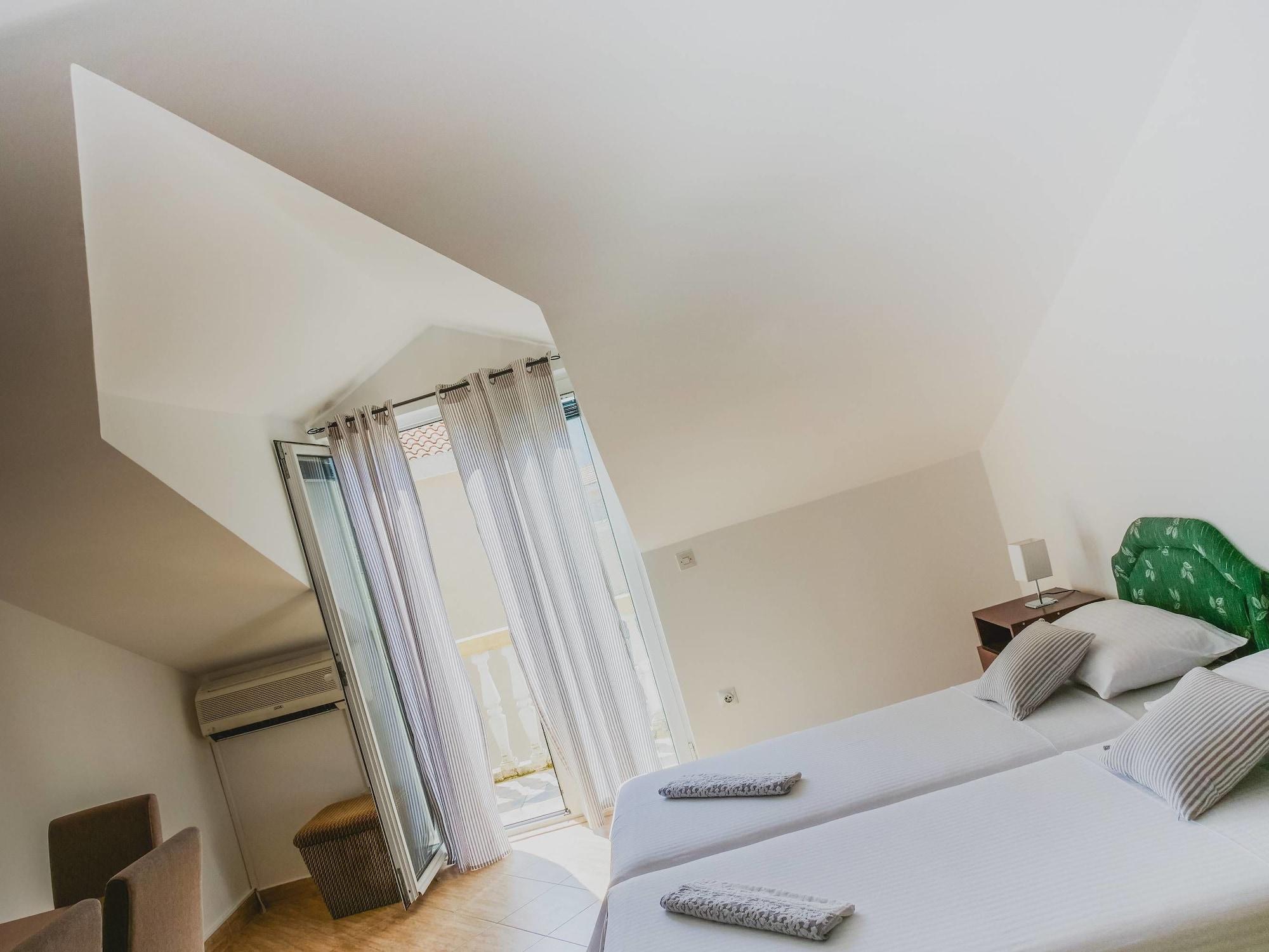 Venera Apartments Budva Bagian luar foto