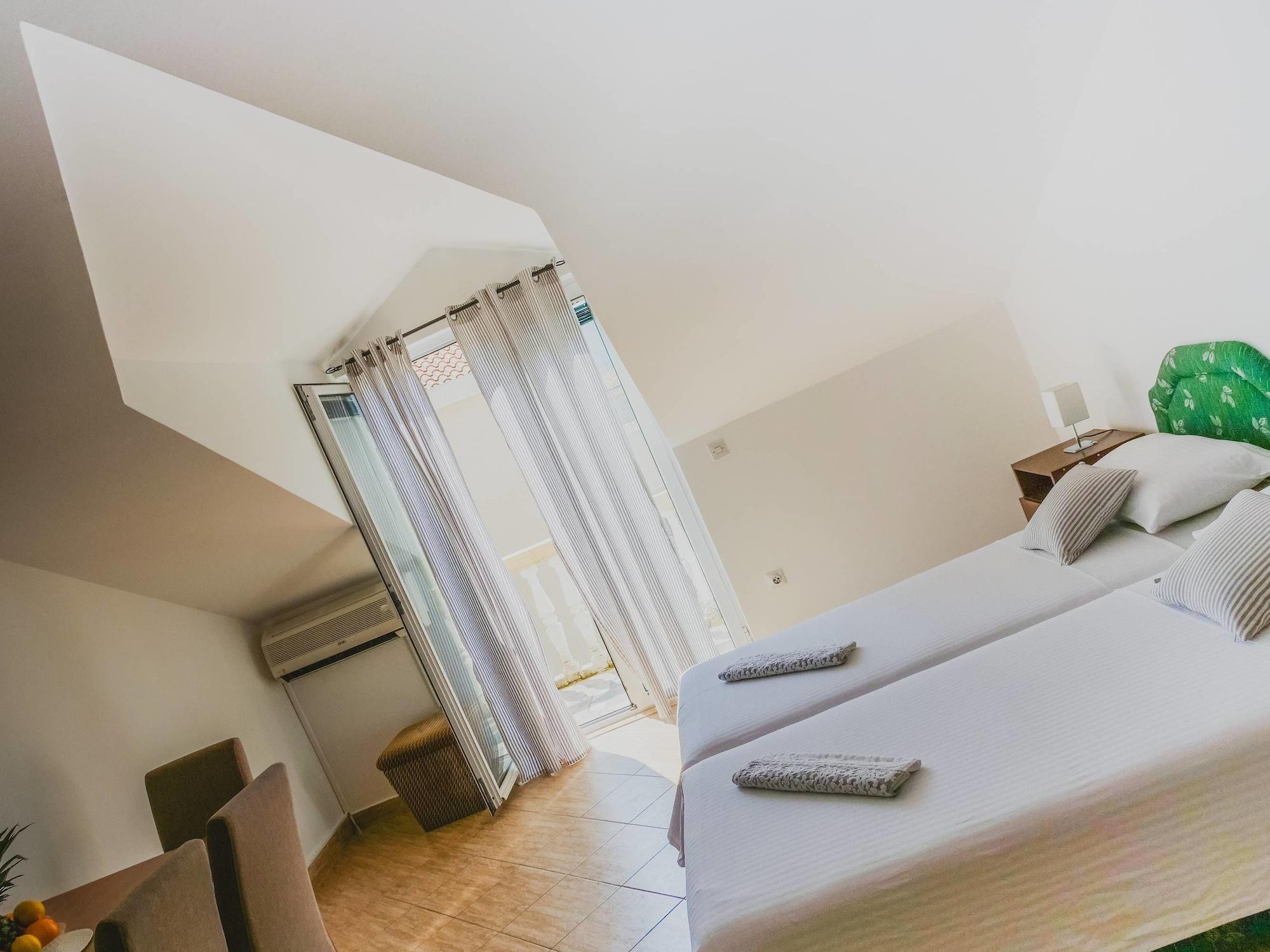 Venera Apartments Budva Bagian luar foto