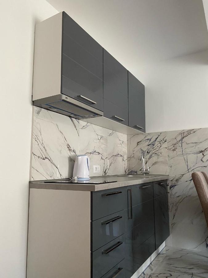 Venera Apartments Budva Bagian luar foto