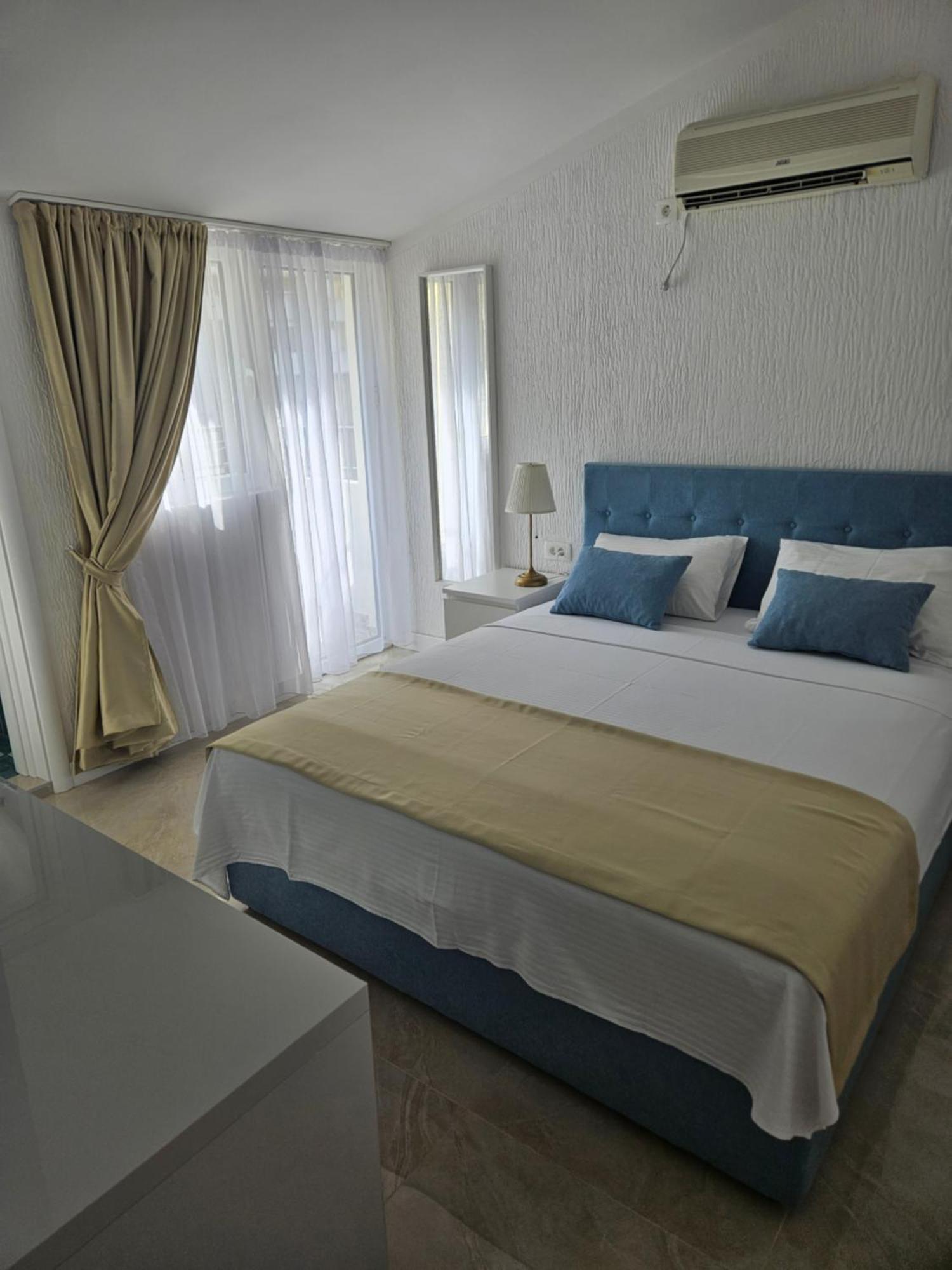 Venera Apartments Budva Bagian luar foto