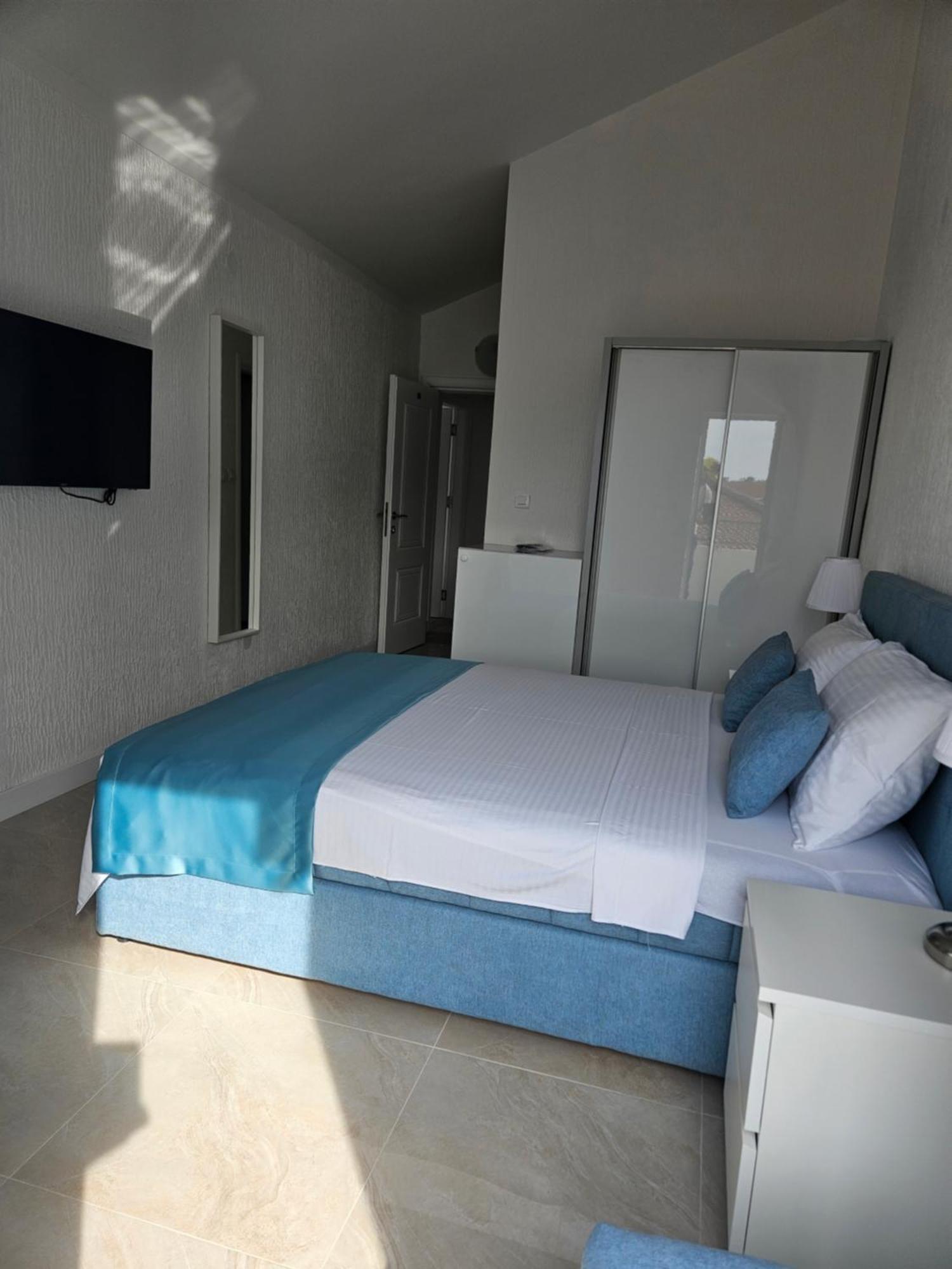 Venera Apartments Budva Bagian luar foto