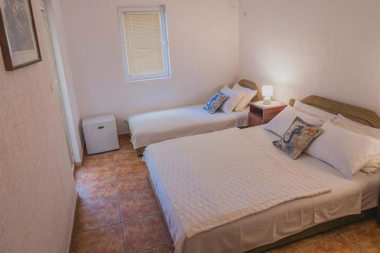 Venera Apartments Budva Bagian luar foto